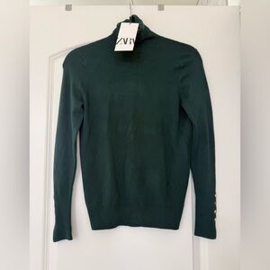Zara Women's Dark Green Turtleneck Sweater